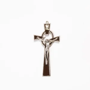 Crucifix en métal émaillé marron